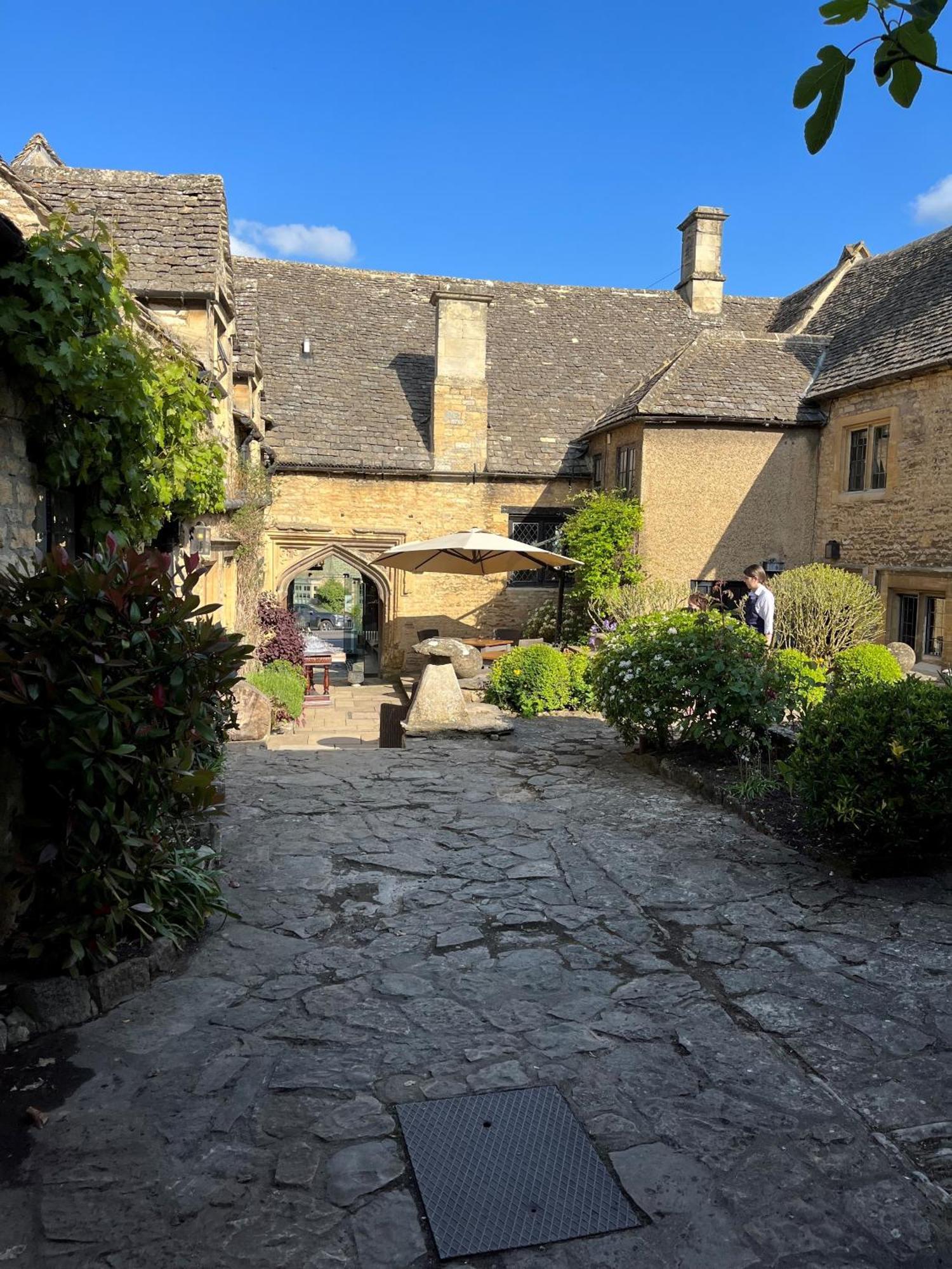 The Crown At Shipton Hotel Shipton under Wychwood Exterior photo